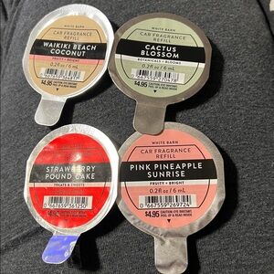 NWT Bath & Body Works White Barn 4 pk- Assorted Fragrance Refills